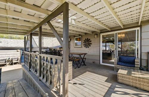 Spacious Family Home with Garage Game Room and Office! - Photo 35