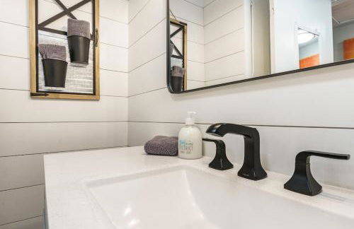 #StayInMyDistrict Hyde Park Bungalow - Photo 18