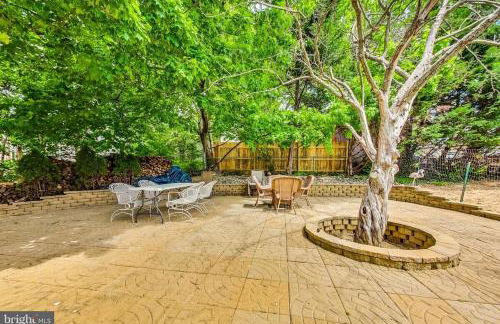 Entire Family-friendly 4 BR Cozy Unit , Metro walk - Foto 59