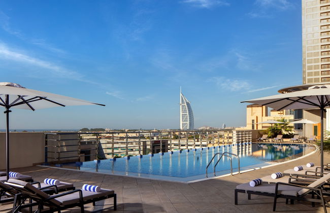 Staybridge Suites Dubai Internet City by IHG - Photo 34