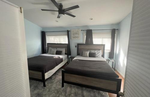 Spacious 3 Bedroom with Beautiful Backyard - Foto 13