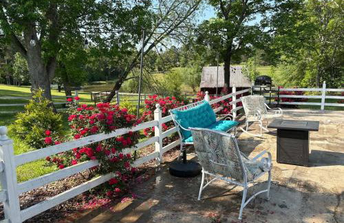 In the Woods by a Pond! Sugar Ranch Guest House! - Foto 64