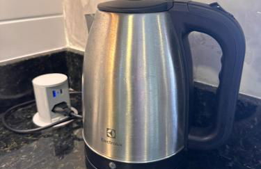 Apto lindo e completo com piscina em Itajai - Foto 21