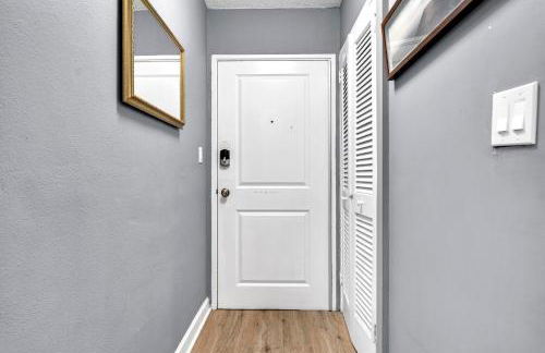 P8G Remodel 2BR/2BA downtown ATL-Parking & Balcony - Photo 36