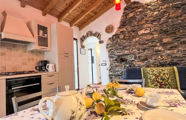 4 bedroom House in Prelà with garden and terrace - Photo 45