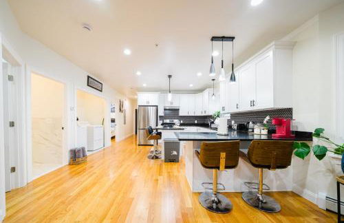 16-2 - 4BR Family Home in Worcester Near Parks - Foto 8