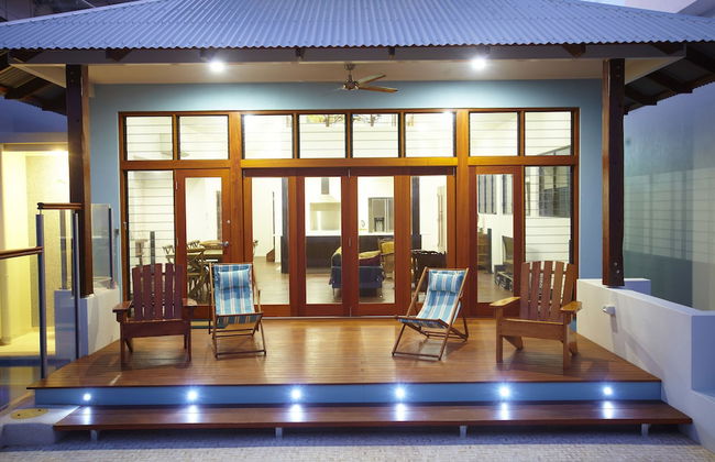 Beached on Magnetic - Photo 17