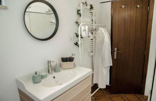 Cosy Farmhouse Quinta da Eira 140 Years old - Foto 52