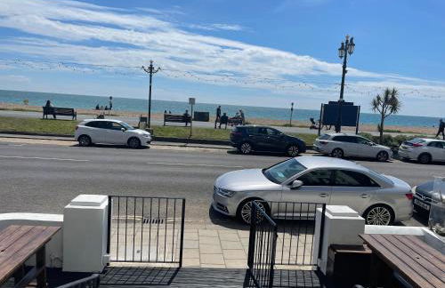 Seaview flat with balcony, spacious 2 bedroom - Foto 23