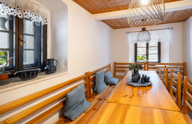 5 bedroom House in Benešov nad Černou with private pool and garden - Photo 25