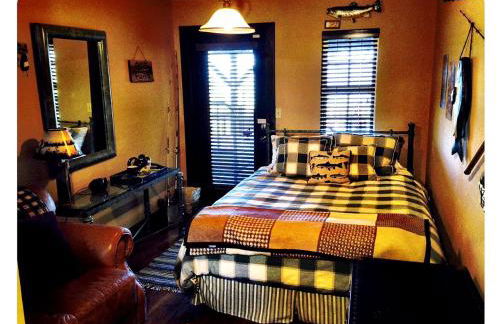 Grand Rustic Cabin Rental with Private Hot Tub near Escondido, California - Foto 4