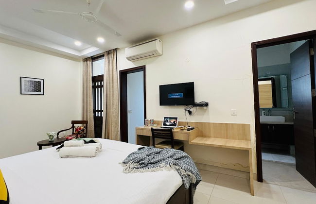 Olive Service Apartment-Golf Course Road - Photo 9