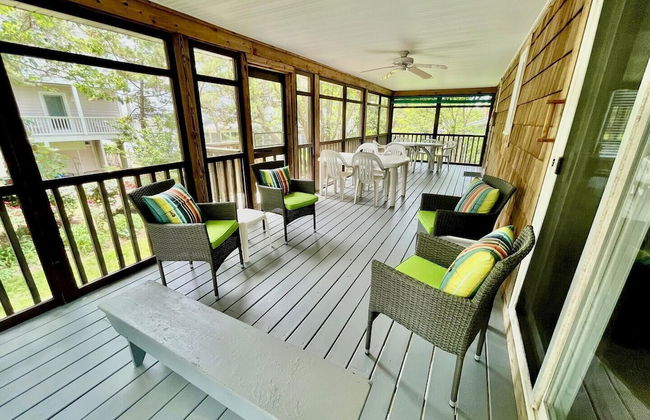 ST Louis Street 10 - Photo 11