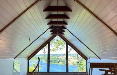 Zloty, a Skromny - ogrodzony domek z jacuzzi i widokiem na jezioro - Foto 42