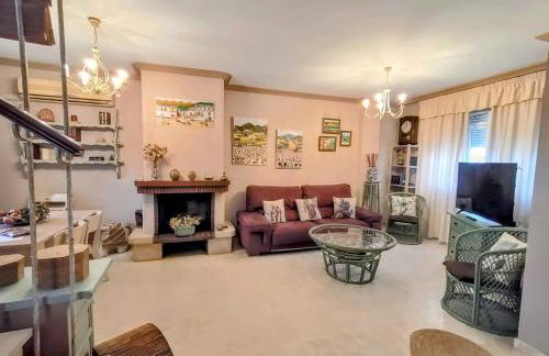 A un metro Sevilla. - Foto 34