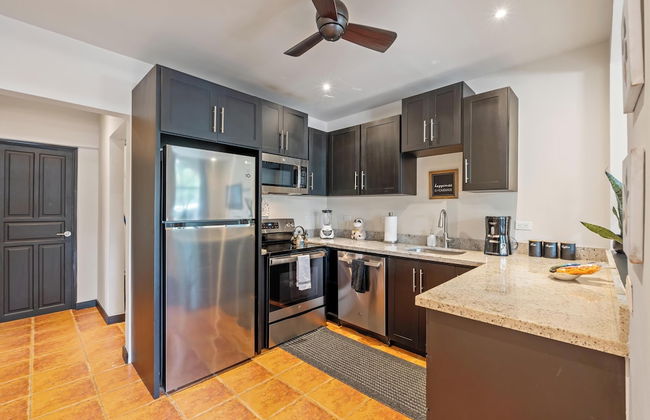 Relaxing 2 BR Beach & Pool Condo Unit2 - Foto 10