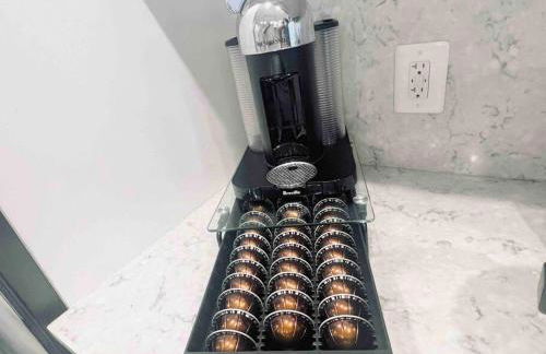 Luxurious 3BDR Penthouse with Private Rooftop Capitol and Monument Views Near Popular H Street Corridor Free Parking and Cancellation - Foto 13