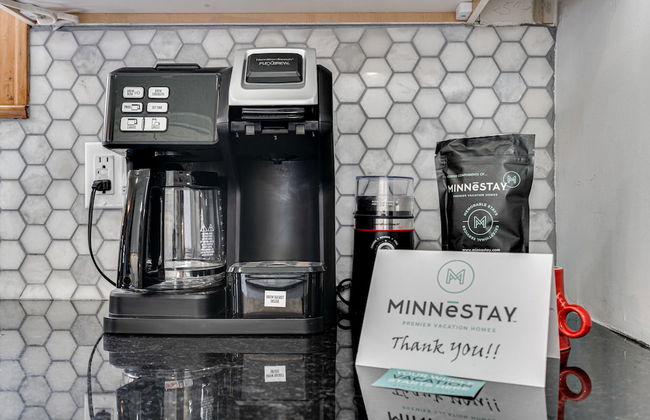 Edina Escape - Photo 26