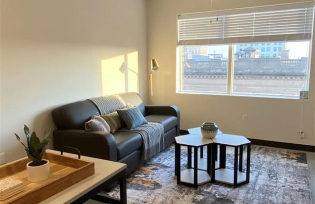 Atmosphere Lincoln - Photo 52