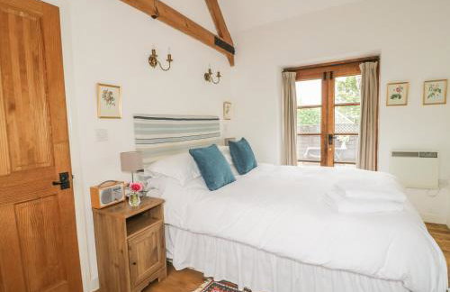 High Park Barn - Photo 9