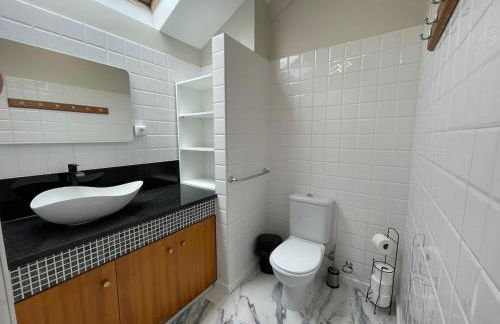 Picturesque Penthouse - Photo 21