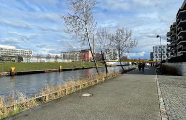 Design Loft am Hauptbahnhof - Modern mit Parkplatz - Photo 14