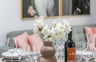 Boutique Soft Tones with Balcony and Secured Garage - Photo 15