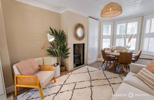 Pottery Place by Grandeur Property - Photo 15