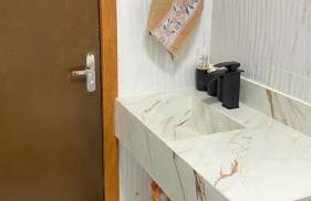 Casa com Piscina - Foto 1