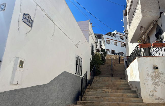 Cd-2102 · Three Bedroom Townhouse - Photo 30