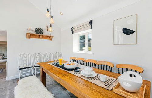 Fairvale House - Photo 60