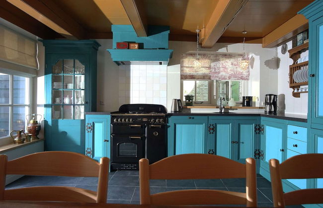 Luxury VOC Stay w/ Views - Foto 22