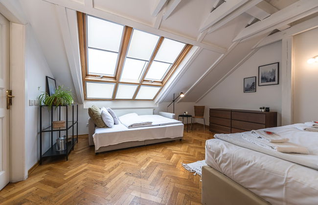 Charles Apartments in Old Town Prague - Photo 3