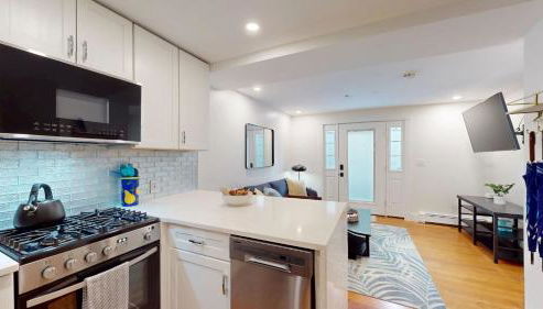 Modern Renovated 1BR with Pvt Entrance, Prime Loc - Foto 5