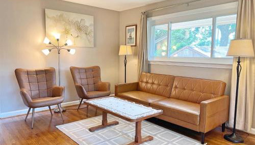 Entire Private 3 Bedrooms 1 Bathroom Single House with Fenced Garden - Foto 3