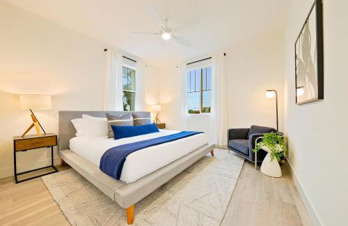 Modern 4BR - Private Balcony - Garage Parking - Foto 11