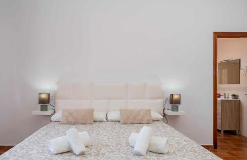 Villa Blanca Málaga - Private Villa - Heated Pool - Photo 23