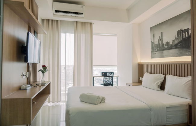 Good And Homey Studio At Pacific Garden Alam Sutera Apartment - Photo 1