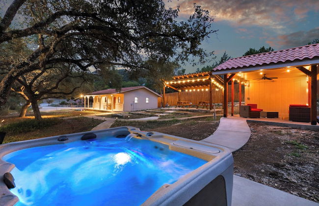 La Hacienda and Galaxy Theater - Foto 1