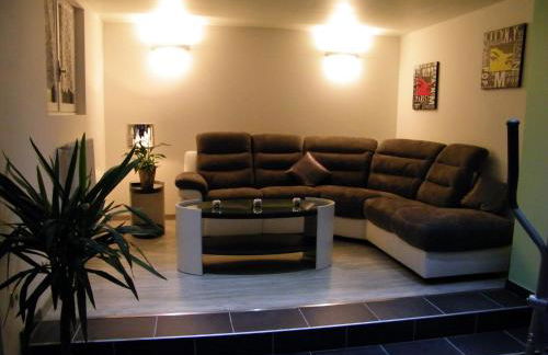 Grand appartement dans villa avec parking quartier résidentiel - Foto 8