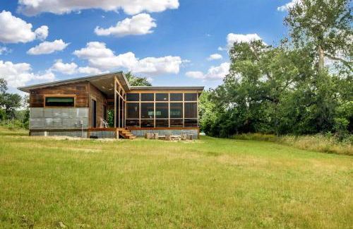 Artisan Cabin with Beautiful Decor and a Classic Fire Pit near Austin, Texas - Foto 8