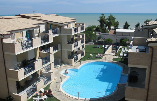 Green Bay Village - Photo 1