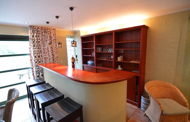 Scenic Villa Near Lake View - Foto 29