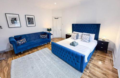 Stylish 2-Bedroom Apartment in Maida Vale near Little Venice & Paddington by NourNest Apartments - Foto 9