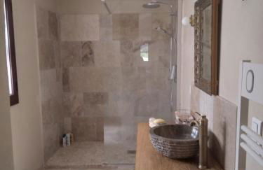 Entre mer et maquis- maison avec piscine privée - 8 minutes plage tizzano - Foto 12