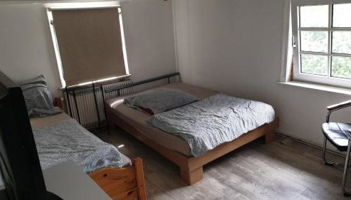 Haus mit Terrasse&Garten - Foto 2