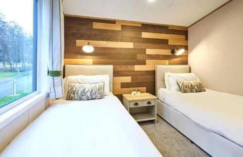 Peace Lodge with Hot Tub - Foto 16