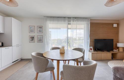 Les Lumières du Cinquième , 2 chambres , clim , wifi , Cap3000 à pied , parking - Foto 13