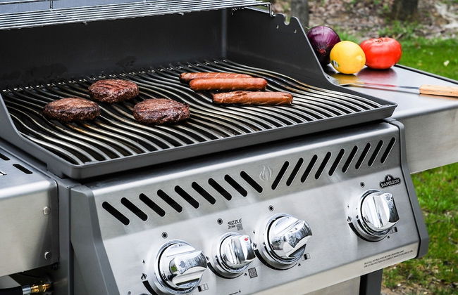 Historic Downtown Victorian Home - Photo 18