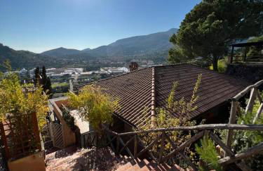 Elegant home with spectacular view - Foto 37